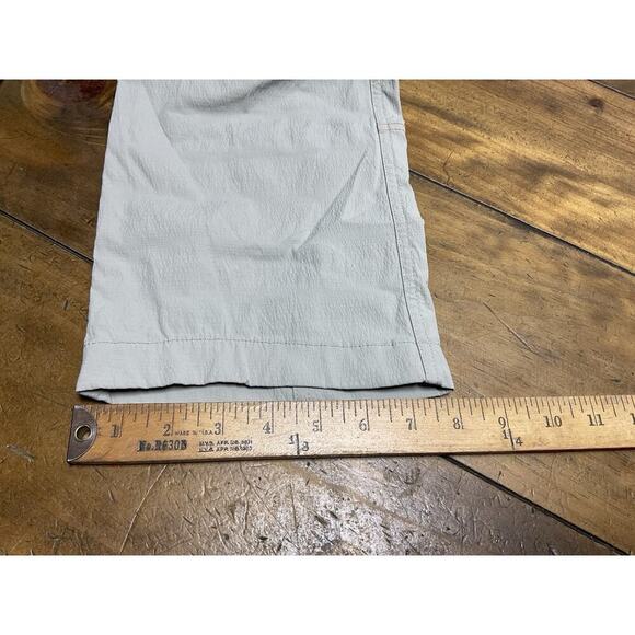 Orvis Insect Shield Repellent Cropped Women’s Size 8 Beige Tech Stretch Pants - Picture 9 of 10